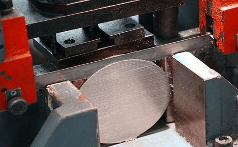 黔江影响双金属带锯条使用寿命的主要因素有哪些？